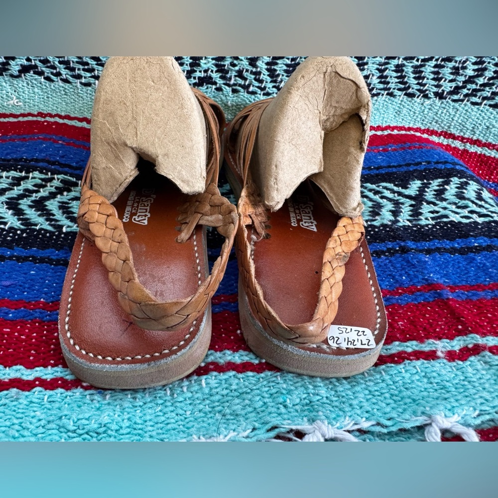 Women's huaraches - Picture 4 of 9